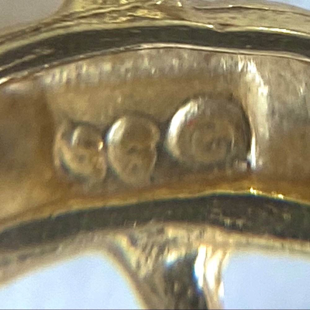 ⚡️Host Pick⚡️Vintage 14k Twin Dolphin Pendant - Picture 9 of 10